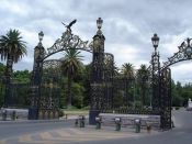 Portones del parque General San Martín de Mendoza Guía de Mendoza, ARGENTINA
