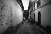 Calles de El Cusco al anochecer Guía de Cusco, PERU