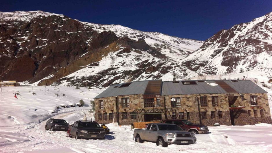 Baños Morales, Cajon del Maipo. Chile