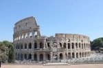 El Coliseo romano, parte de nuestra guia de atractivos en Italia.  Roma - ITALIA