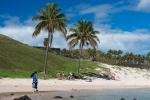 Playa Anakena, parte de nuestra guía de Isla de Pascua.  Isla de Pascua - CHILE