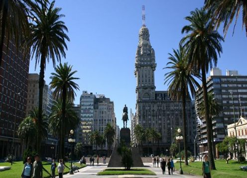 Plaza Independencia, 