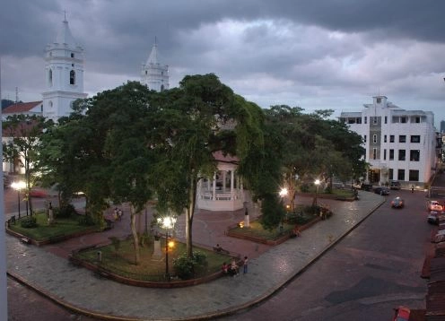 Plaza Mayor, Panama, 