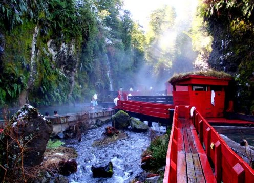 Termas Geometricas, Pucon