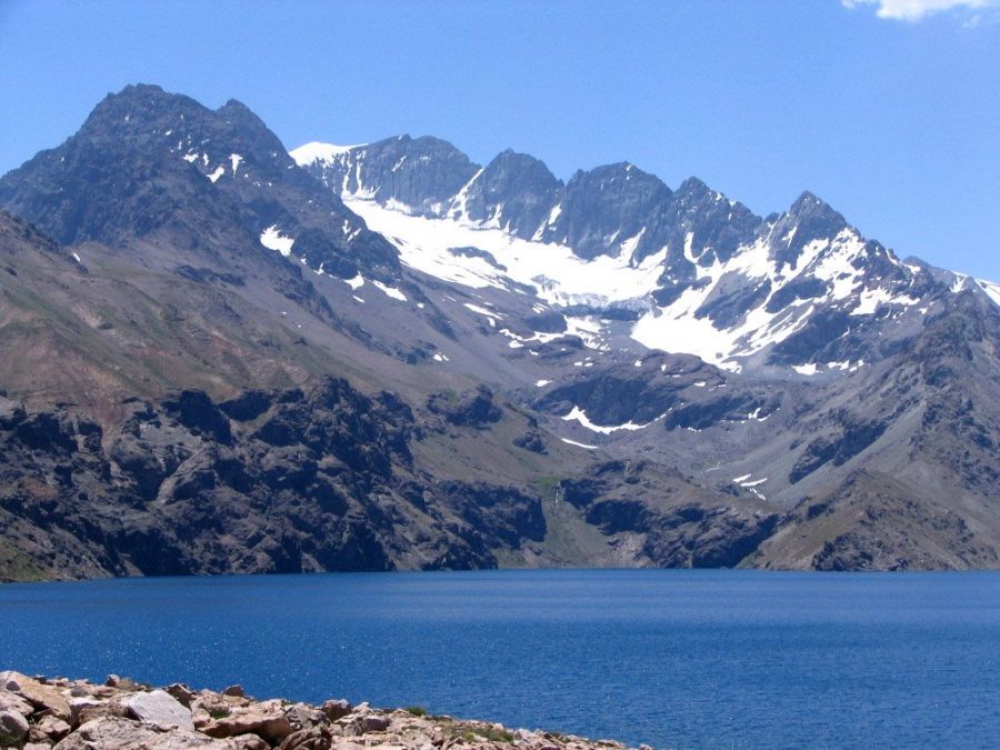 Laguna Negra, Cajon del Maipo. Santiago CHILE