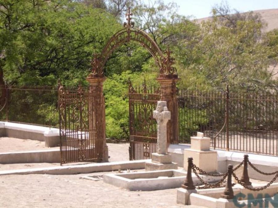 Cementerio de Tiviliche en Huara, Gu�a de Atractivos y Hoteles en Iquique. IQQ Iquique, CHILE