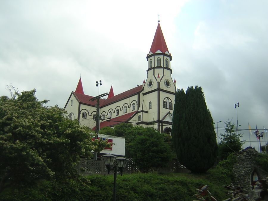 Iglesia del Sagrado Coraz�n de Jes�s (Puerto Varas) Puerto Varas, CHILE