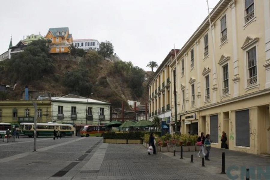 Plaza Anibal Pinto, Guia de Atractivos de Valparaiso Valparaiso, CHILE