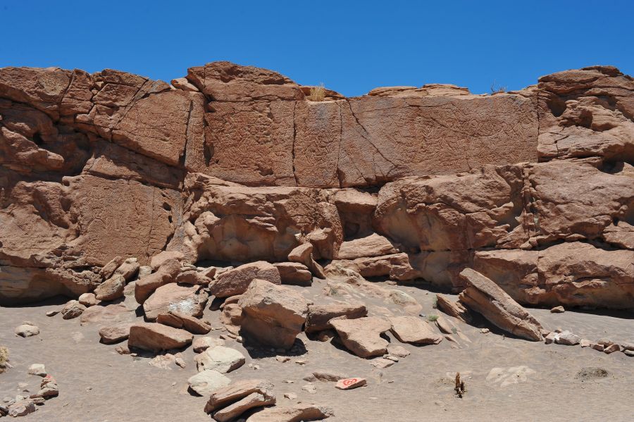 El valle del Arcoiris esta a 90 Km. de San Pedro de Atacama, su nombre es debido a las tonalidades de los cerros aleda�os San Pedro de Atacama, CHILE