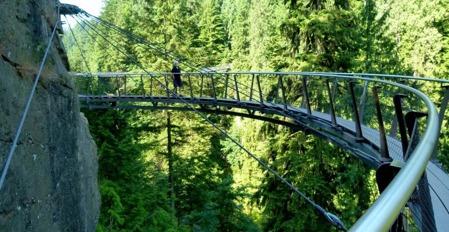 El puente colgante de Capilano cruza el r�o Capilano en el Distrito de Vancouver Norte, en Vancouver, Columbia Brit�nica, Canad�. Vancouver, CANADA