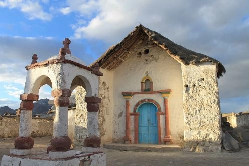 Iglesia de Parinacota, Parinacota