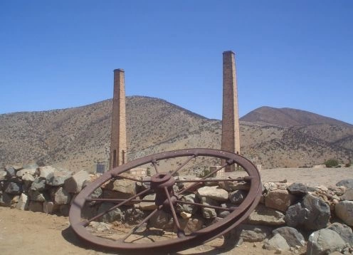 Chimeneas de Labrar de Freirina, Freirina