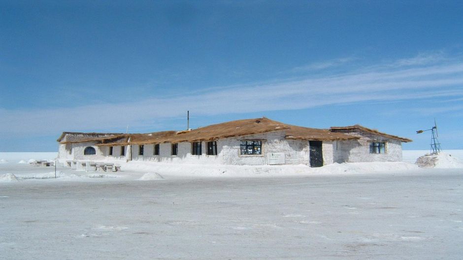 Salar de Uyuni con Hotel Palacio de Sal - HITO01, , 
