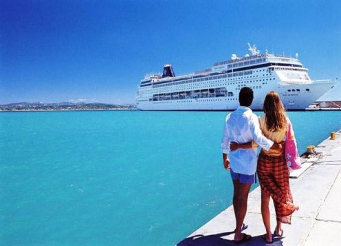 Navegación privada de medio dia  en crucero por la costa de Rio de Janeiro. Ro de Janeiro, BRASIL
