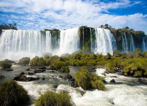 Entrada a las Cataratas del Iguazu. Foz de Iguazu, BRASIL