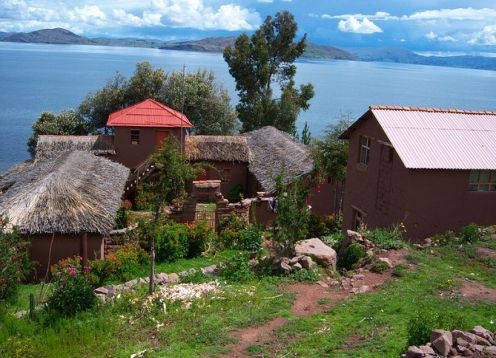 Private tour to Uros and Llachon. Puno, PERU