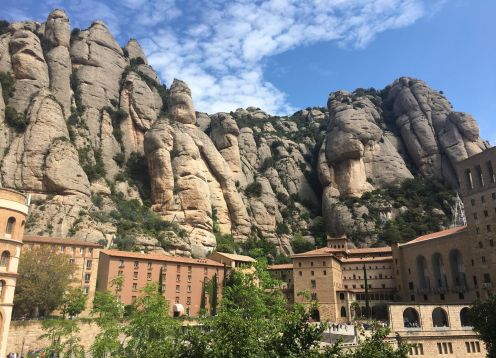 Montserrat with lunch and gourmet wine tasting included. Barcelona, Spain