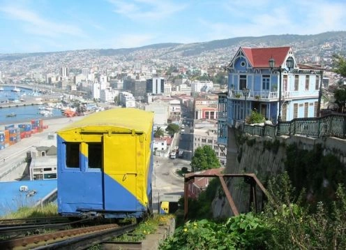 VALPARAISO AND VINA DEL MAR TOUR. Santiago, CHILE