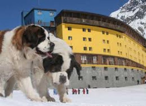 PORTILLO E LAGUNA DEL INCA. Santiago, CHILE