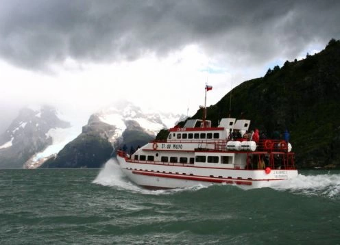 NAVEGACION GLACIARES BALMACEDA Y SERRANO, 