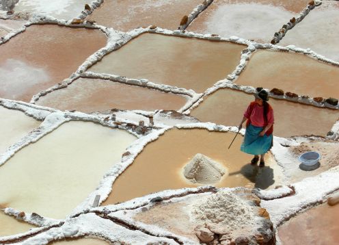 MORAY & SALINERAS DE MARAS,  CHINCHERO WITH LUNCH. Cusco, PERU