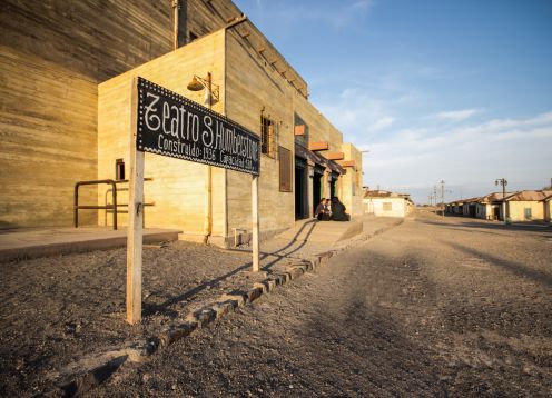 HUMBERSTONE AND SANTA LAURA SALTPETER MINES / PINTADOS / PICA. Iquique, CHILE