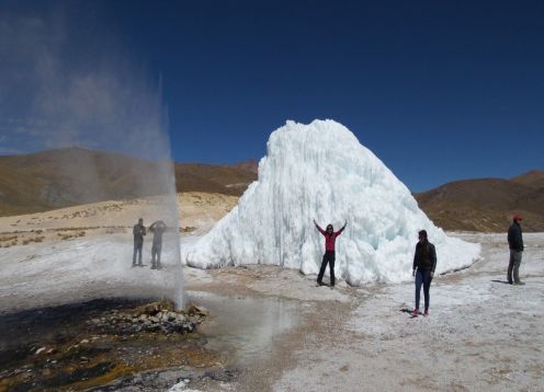 ALTIPLANICS ROUTES Isluga y Puchuncavi. , 