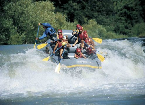 RAFTING RIO TRANCURA ALTO. Pucon, CHILE