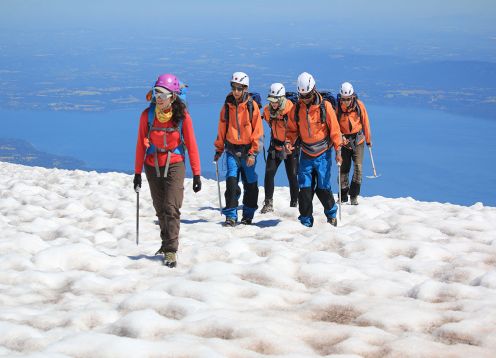 ASCENSãO VULCãO VILLARRICA. Pucon, CHILE