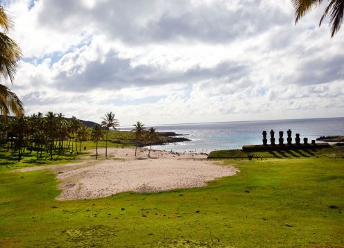 EASTER ISLAND CITY TOUR. , 