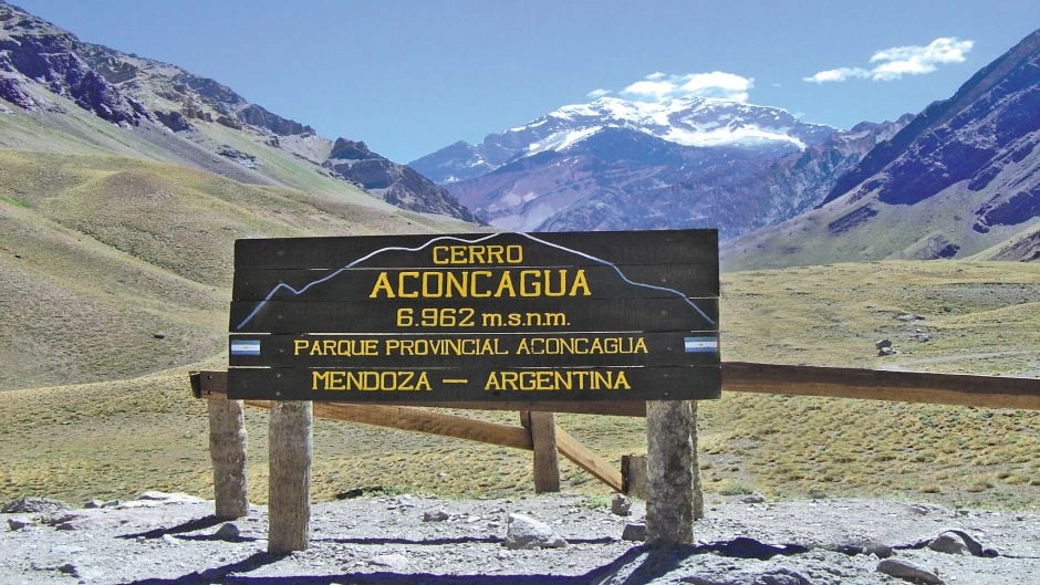 Portillo, Puente del Inca y Mirador del Aconcagua, Santiago, CHILE