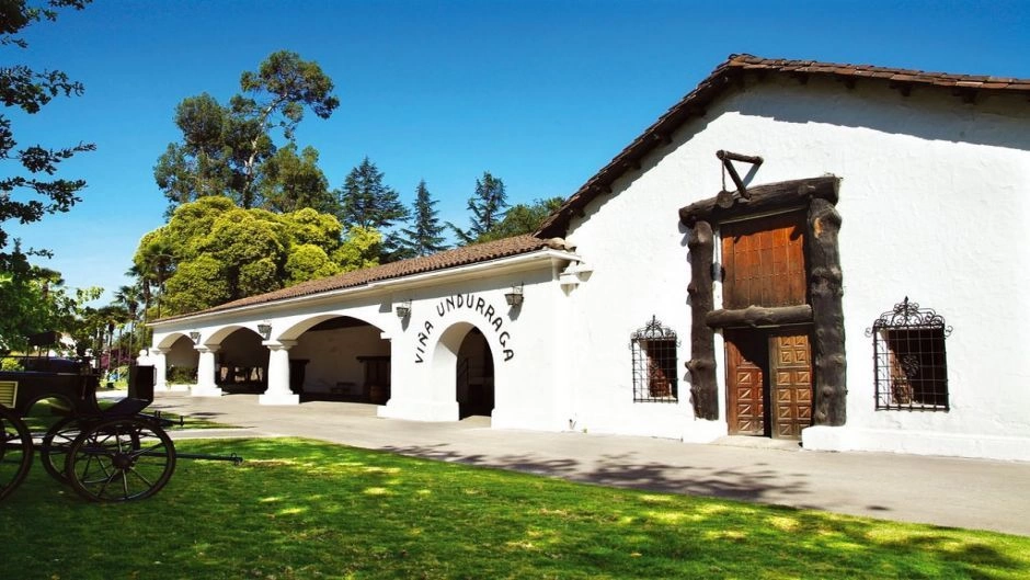 TOUR DEL VINO - CONCHA Y TORO Y VINA UNDURRAGA, Santiago, CHILE