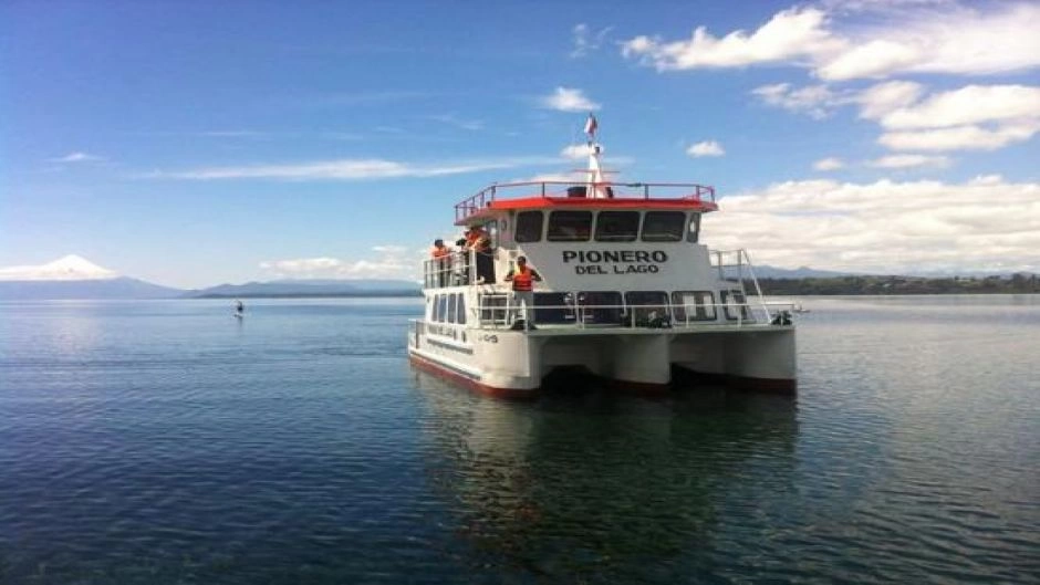 Walking City + Navegacion lago Llanquihue, Puerto Varas, CHILE