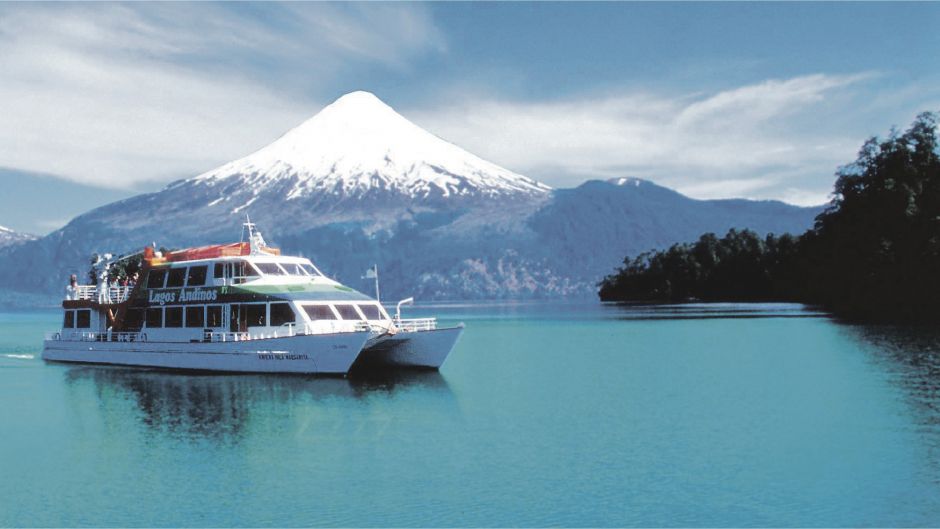 CRUCE DE LAGOS. Chile - Bariloche, Puerto Varas, CHILE