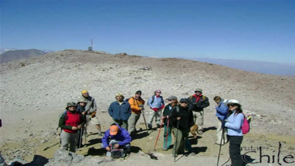 TREKKING CERRO FALSA PARVA Y PARVA, Santiago, CHILE