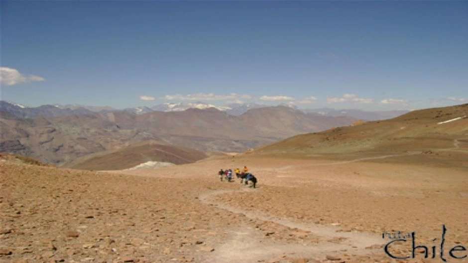 TREKKING CERRO FALSA PARVA Y PARVA, Santiago, CHILE