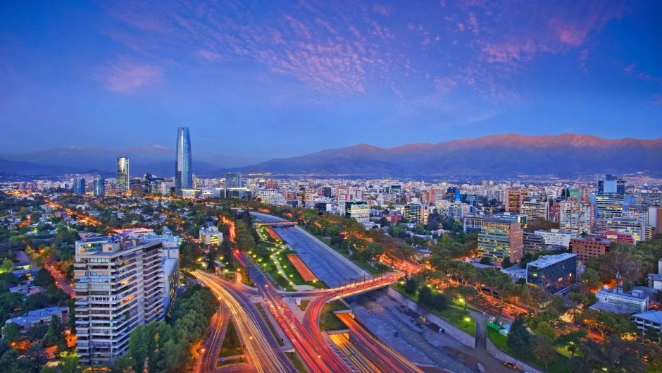 CITY TOUR + VALPARAISO Y VINA DEL MAR + TRANSFER IN/OUT, Santiago, CHILE