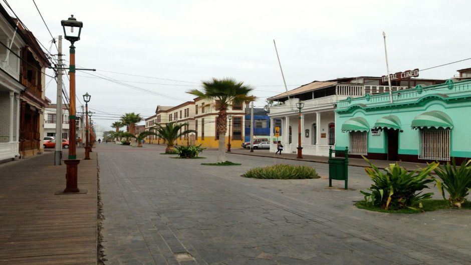 CALAMA / PINTADOS / HUMBERSTONE / LA TIRANA  /  IQUIQUE, Calama, CHILE