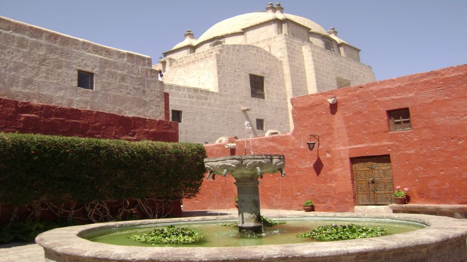 VISITA A LA CIUDAD Y MONASTERIO SANTA CATALINA, Arequipa, PERU